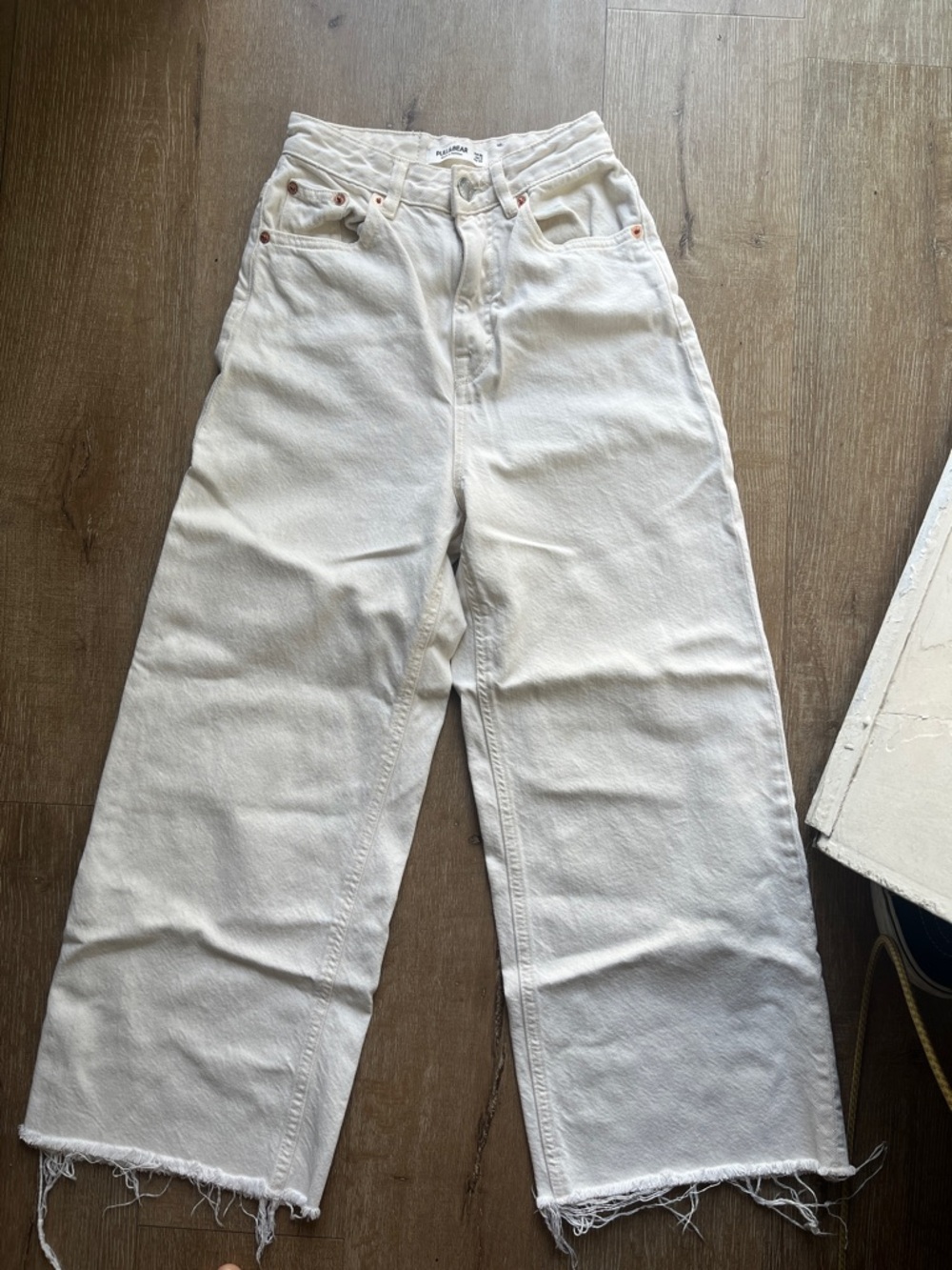 Pull&Bear white High-Waist Straight wide leg Jeans